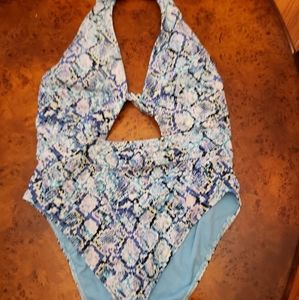 One piece bathing suit